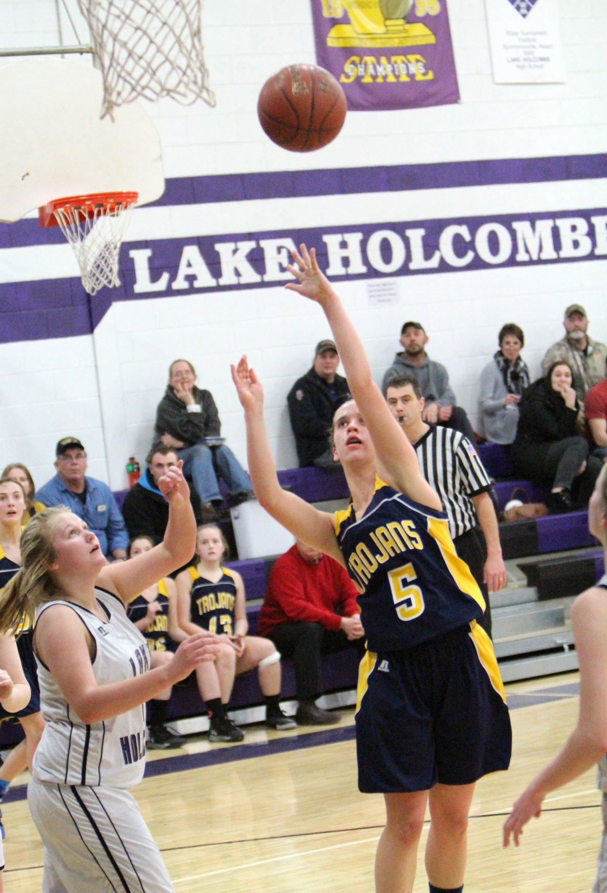New Auburn at Lake Holcombe girls basketball 2-13-18